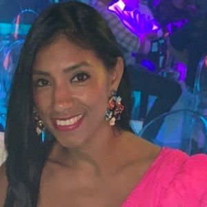 Meet your Posher, Cinthya